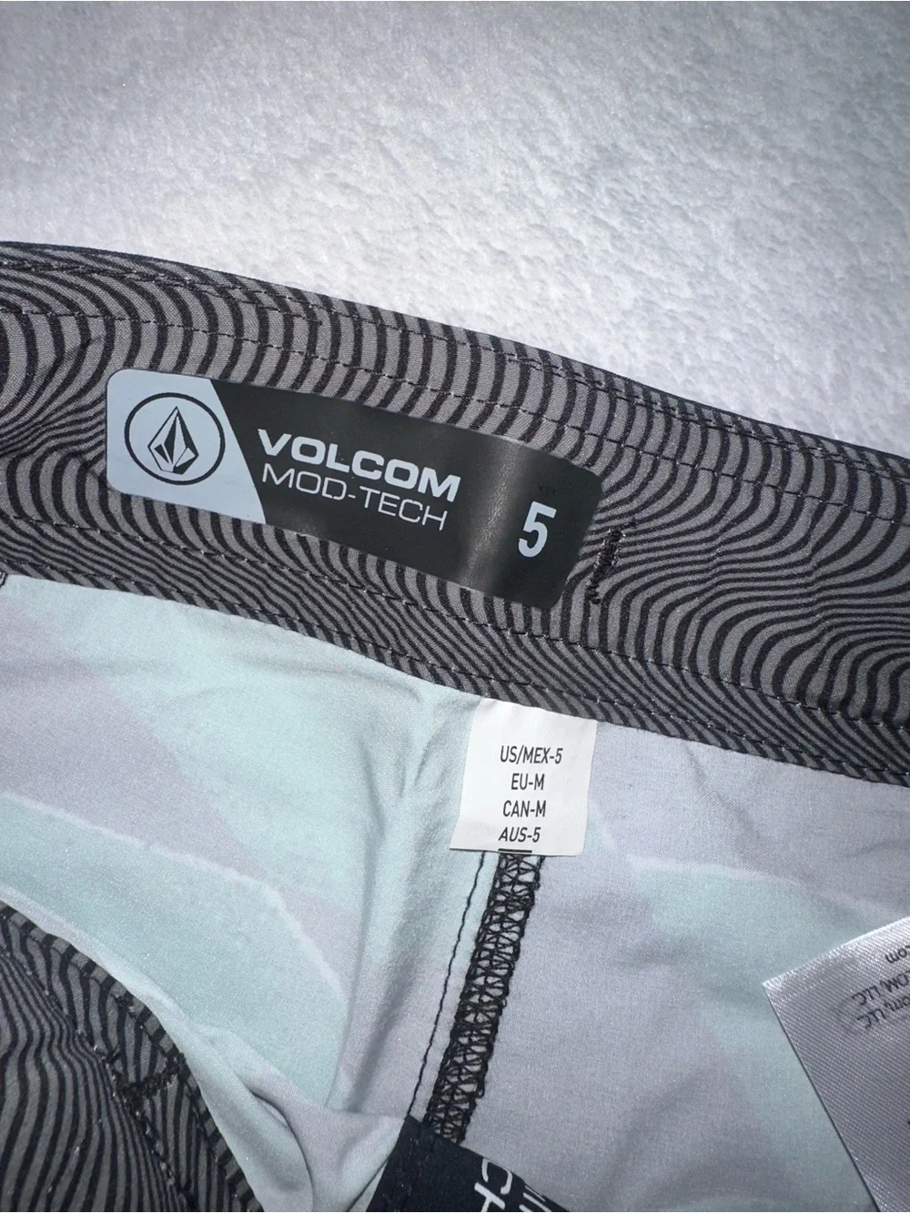 NWT Volcom Swim Trunks